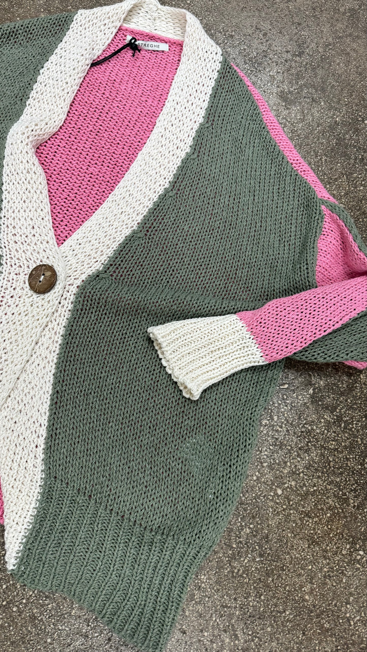 Cardigan tricolor