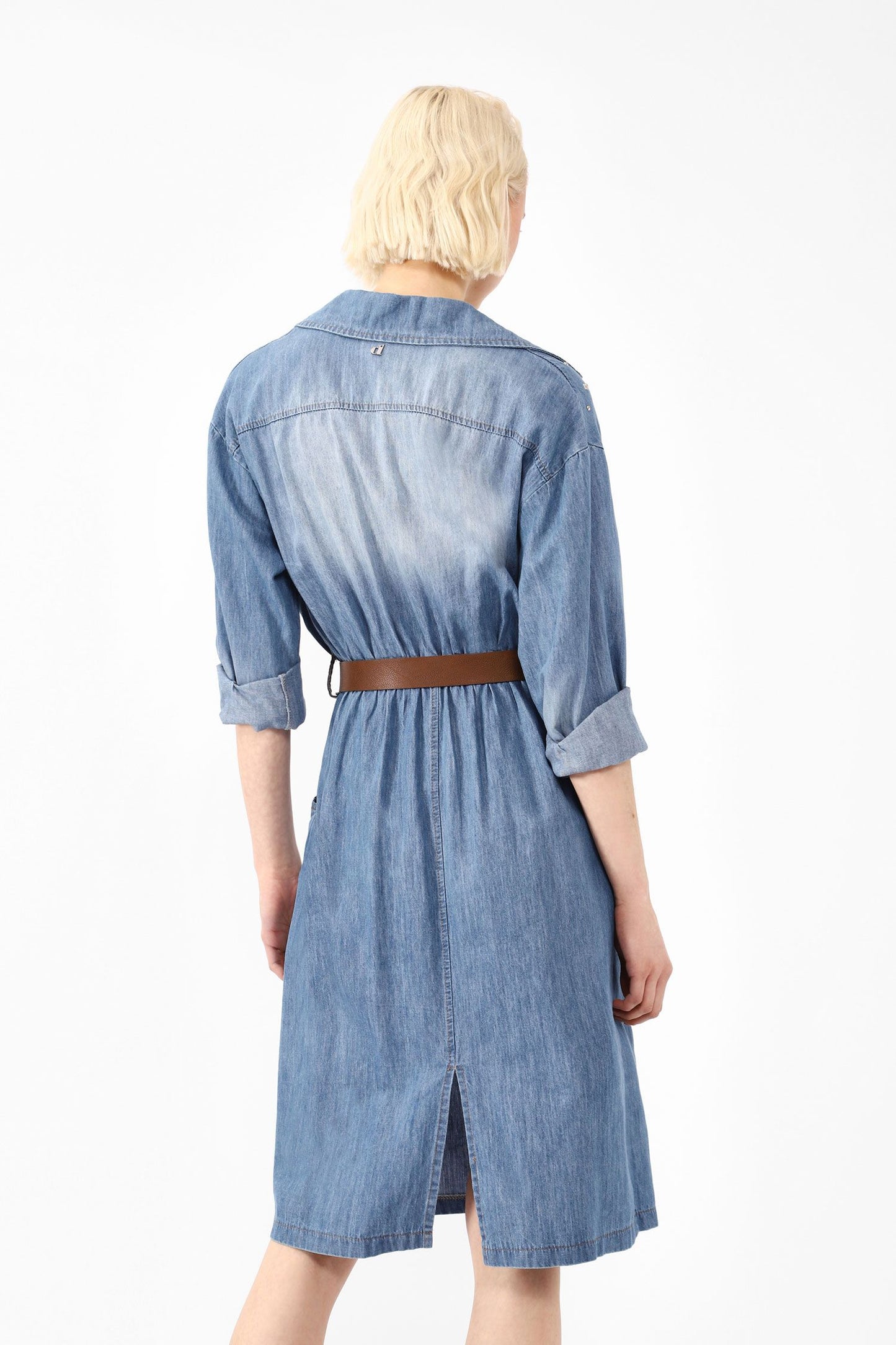 Abito in jeans con borchie