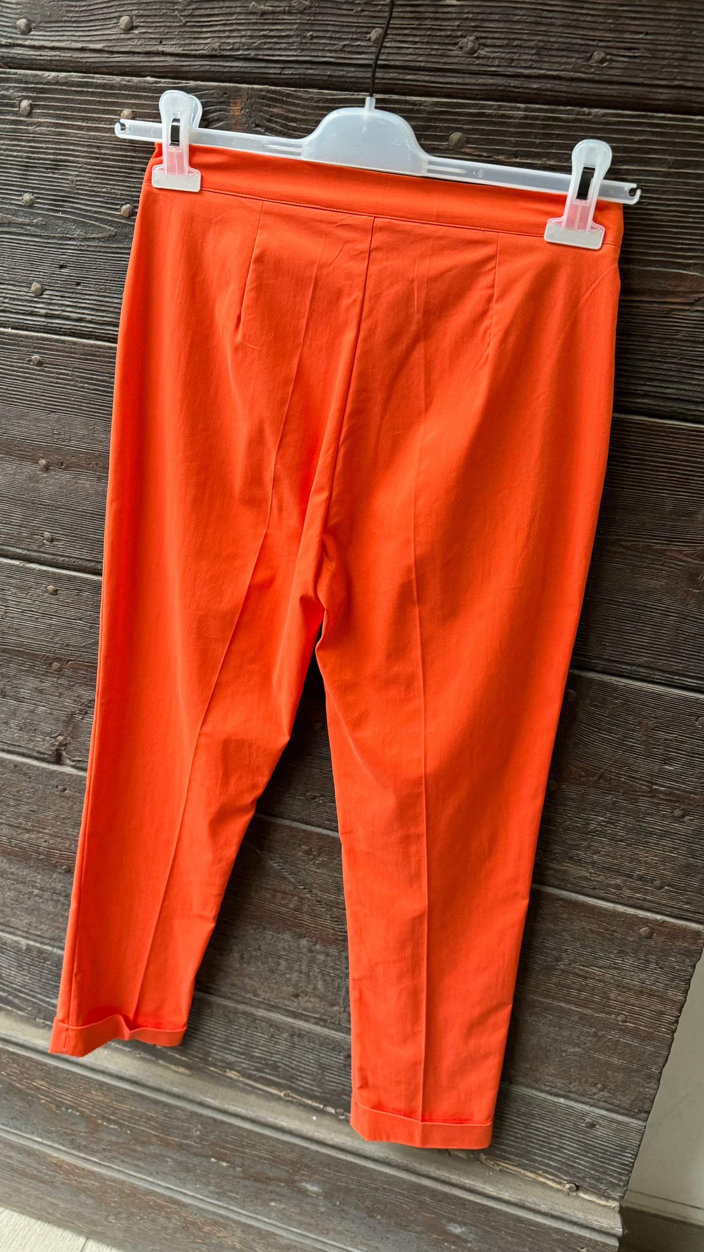 Pantalone sigaretta