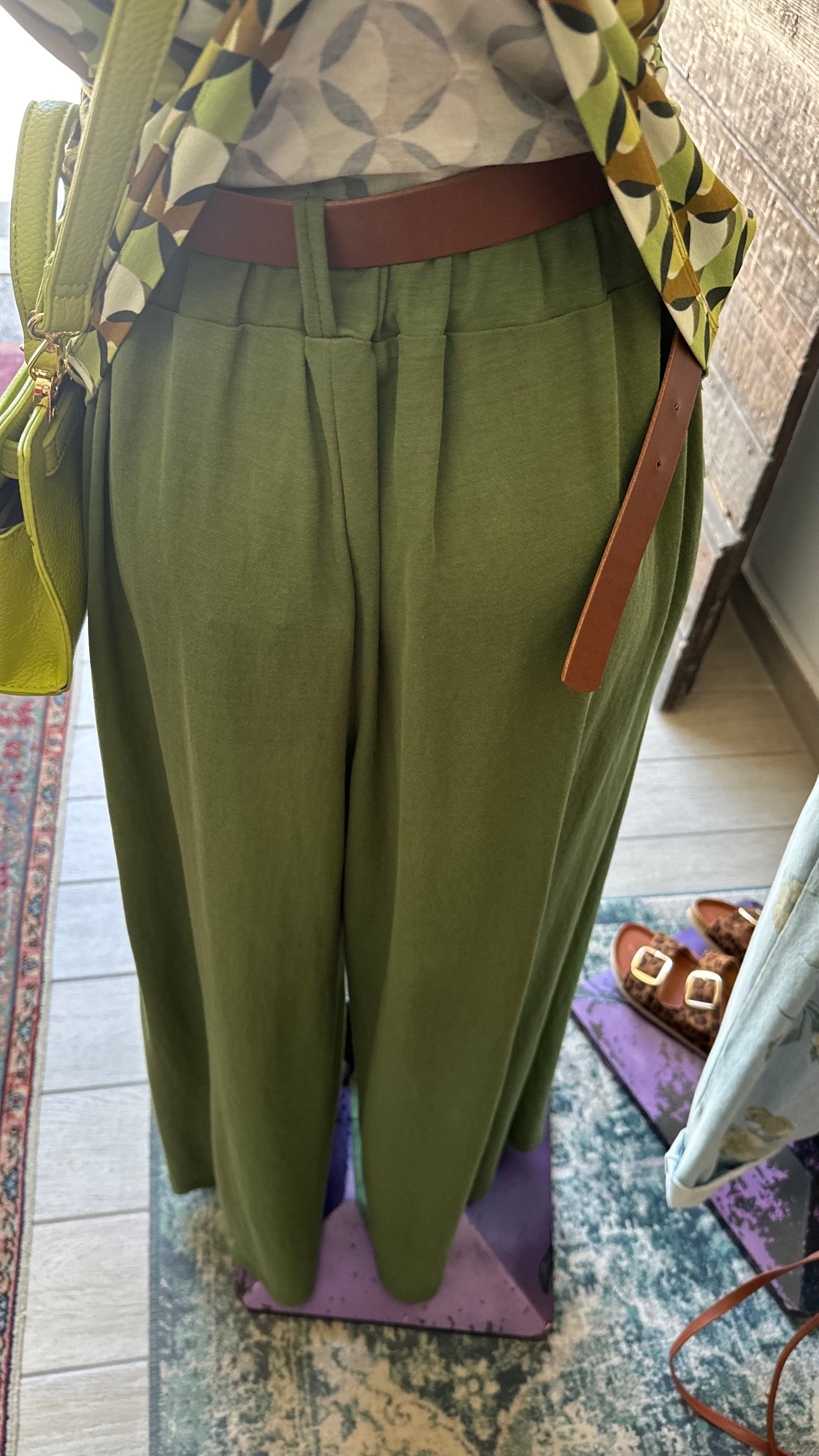 Pantalone largo