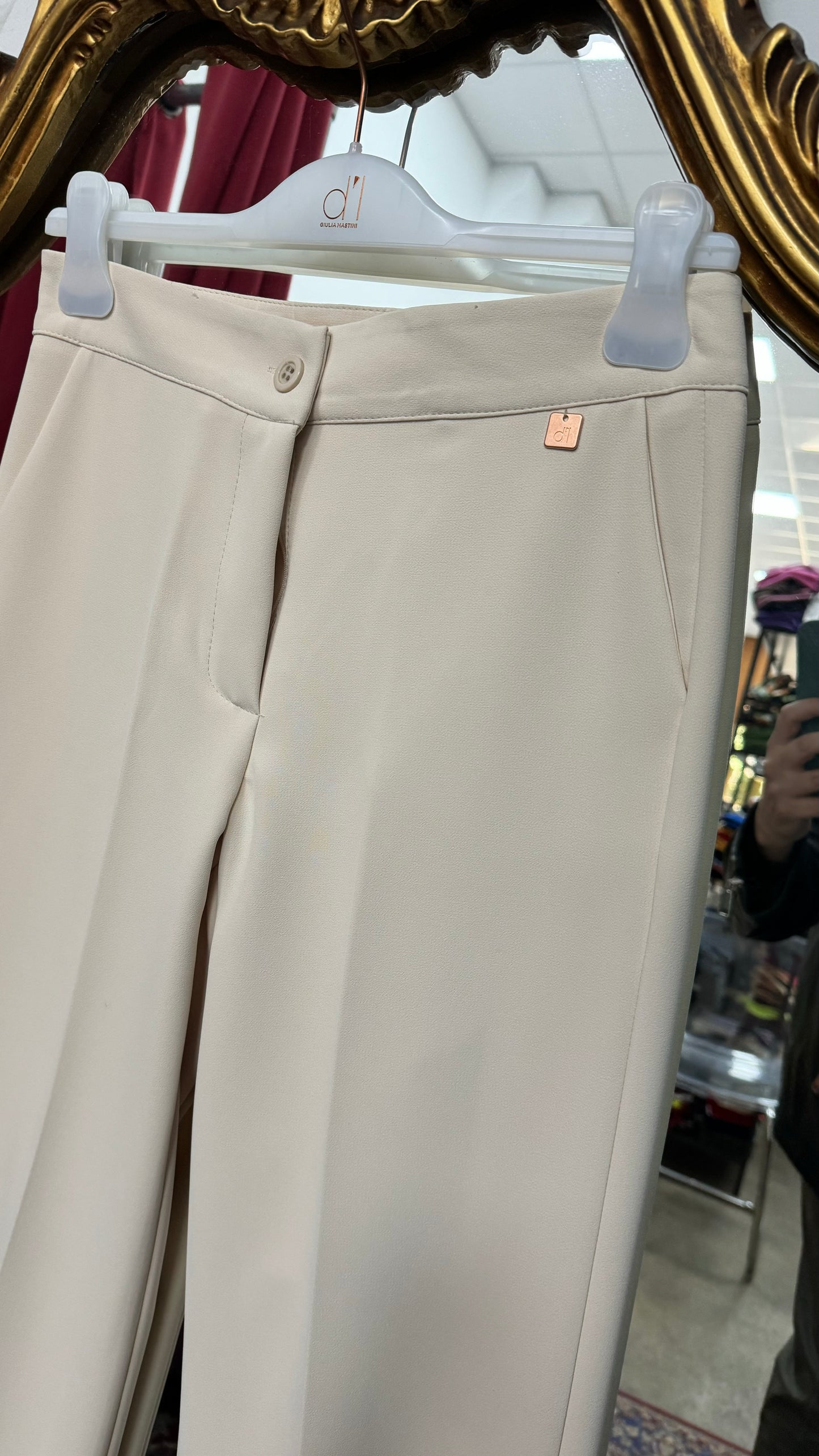 Pantalone bottoni oro