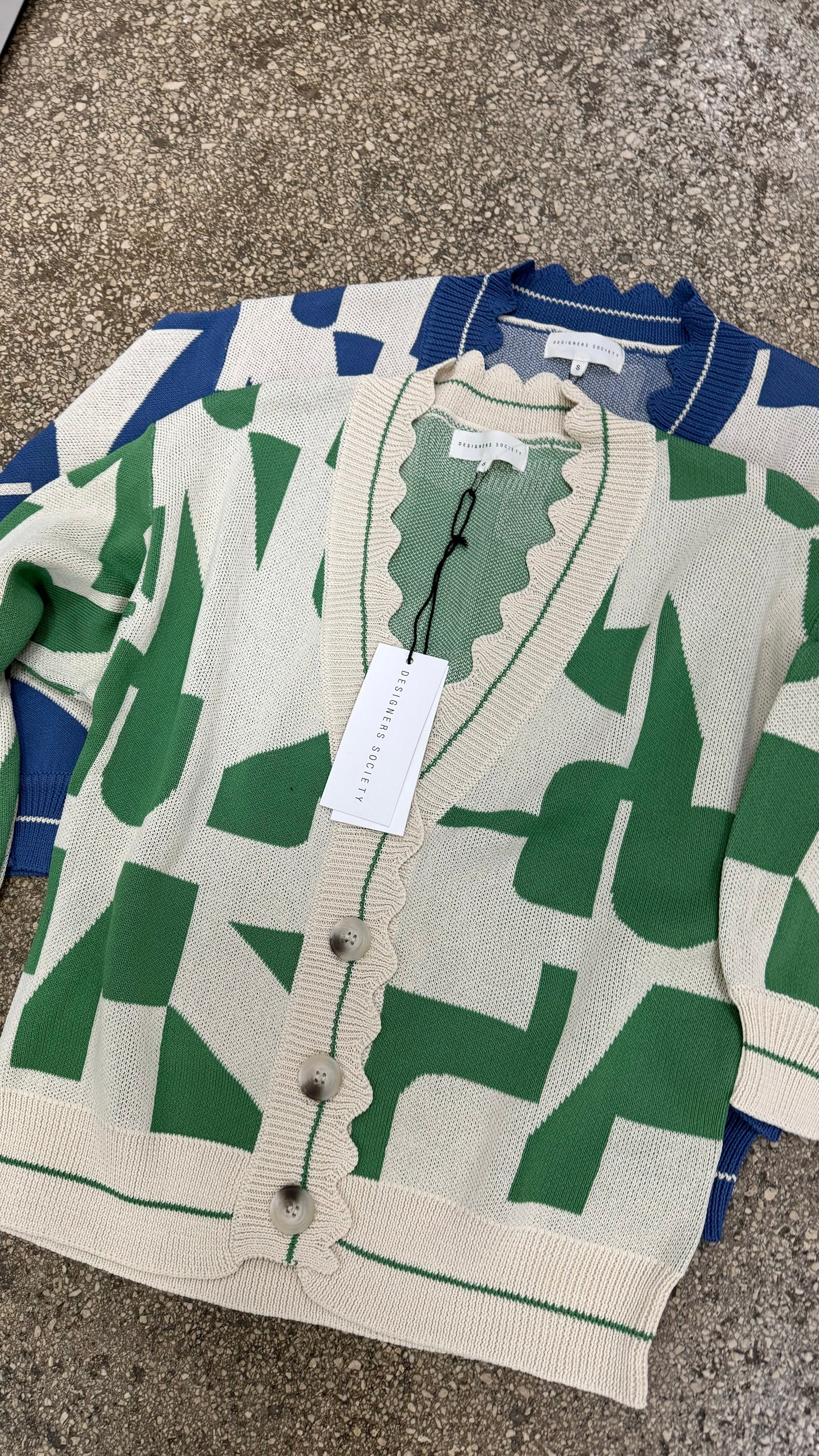 Cardigan geo