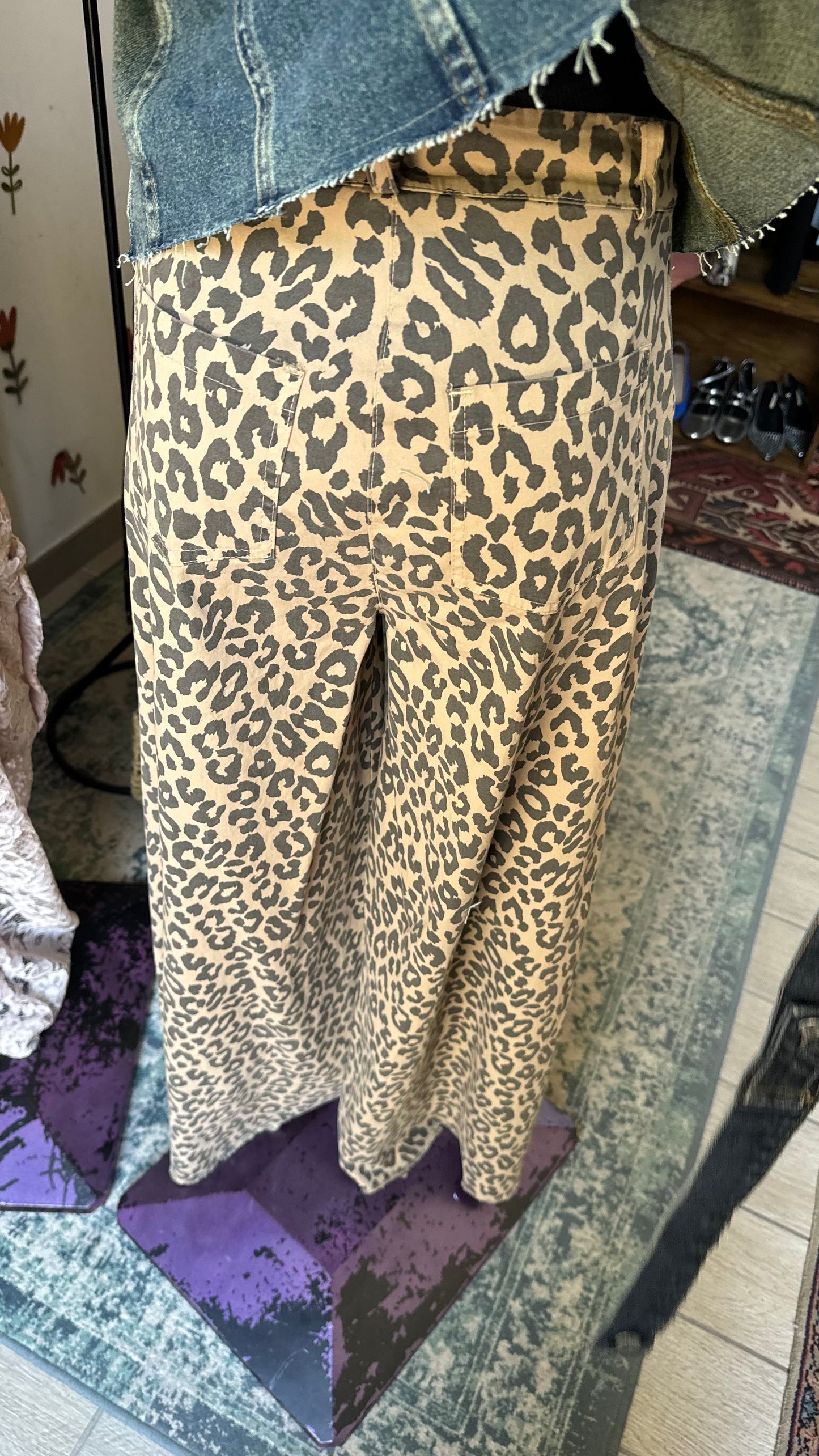Pantalone maculato
