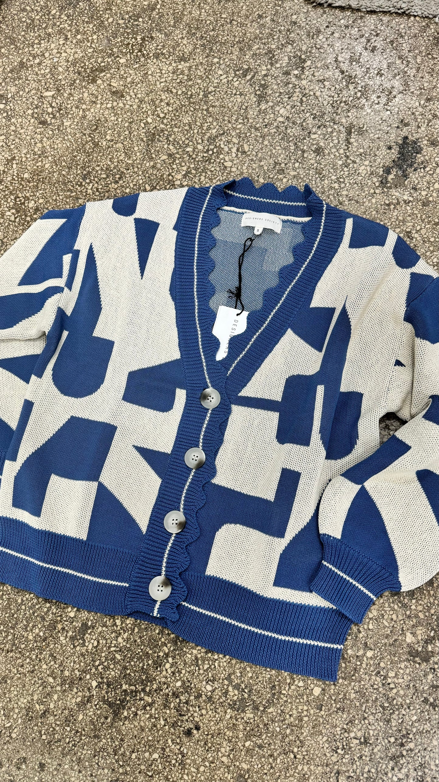 Cardigan geo