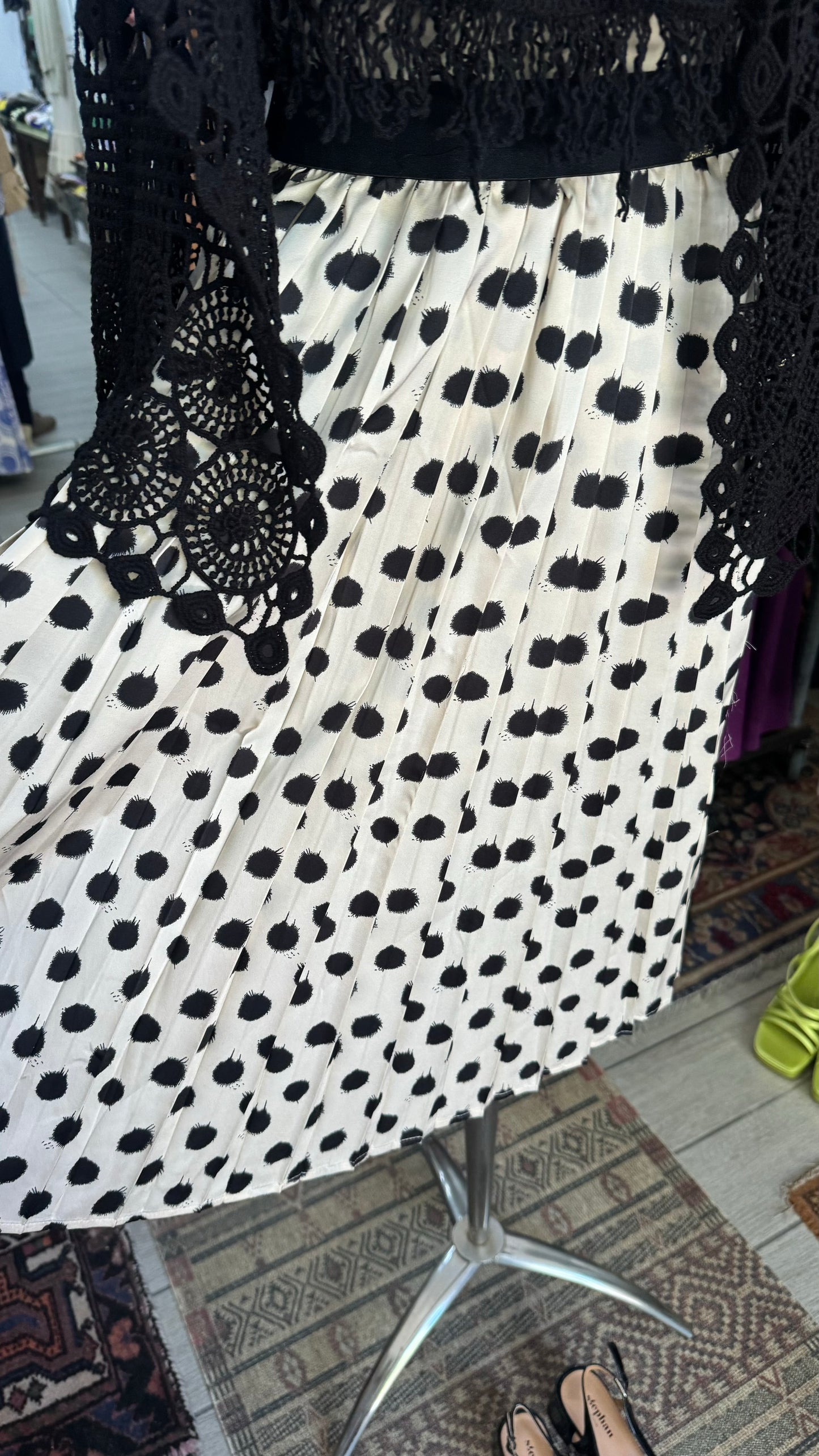 Gonna a pois